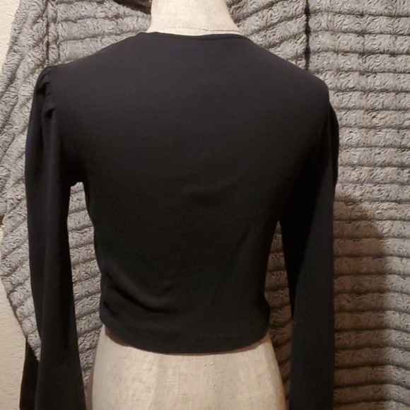 Crop top - Picture 3 of 4